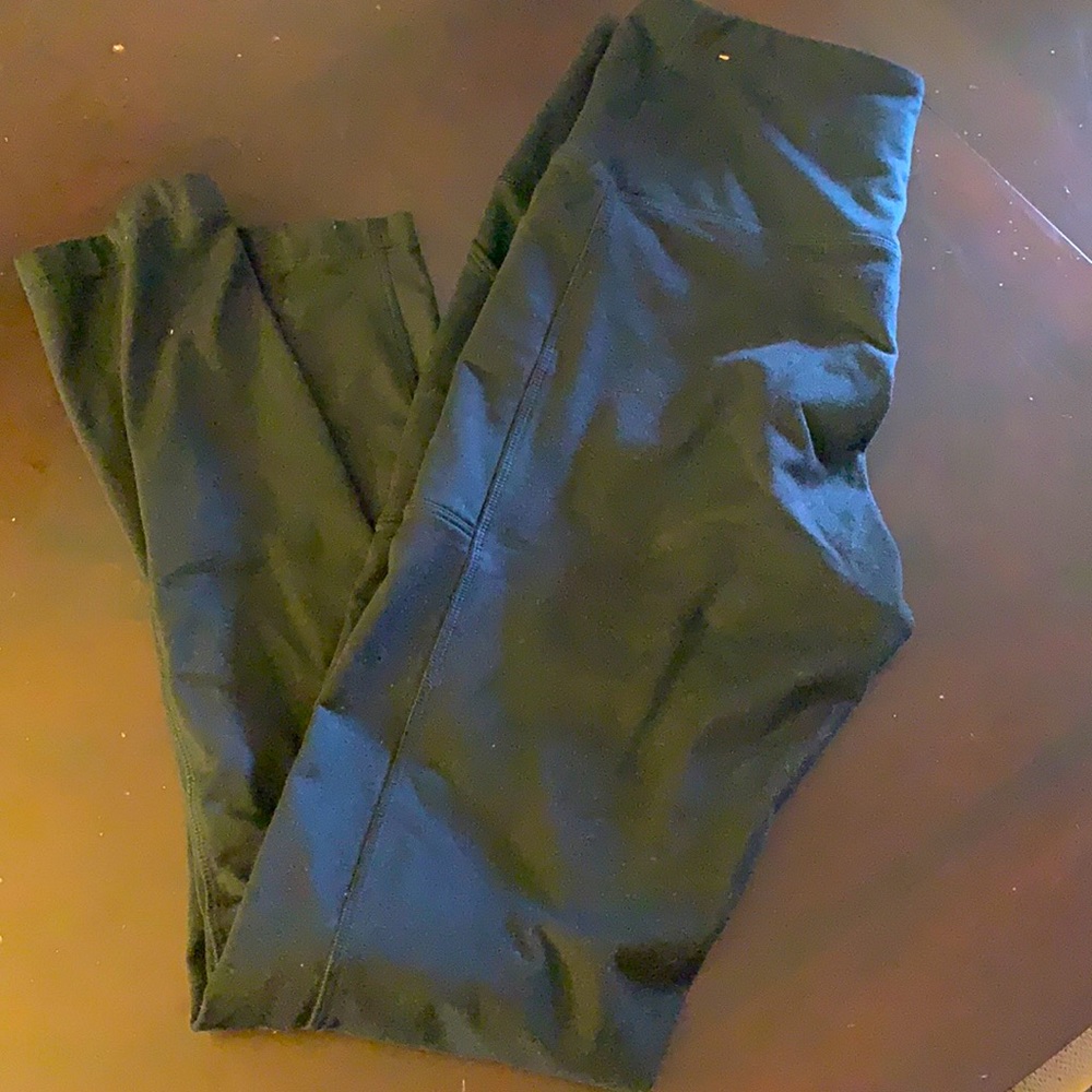 VS pink leggings cozy, black size medium